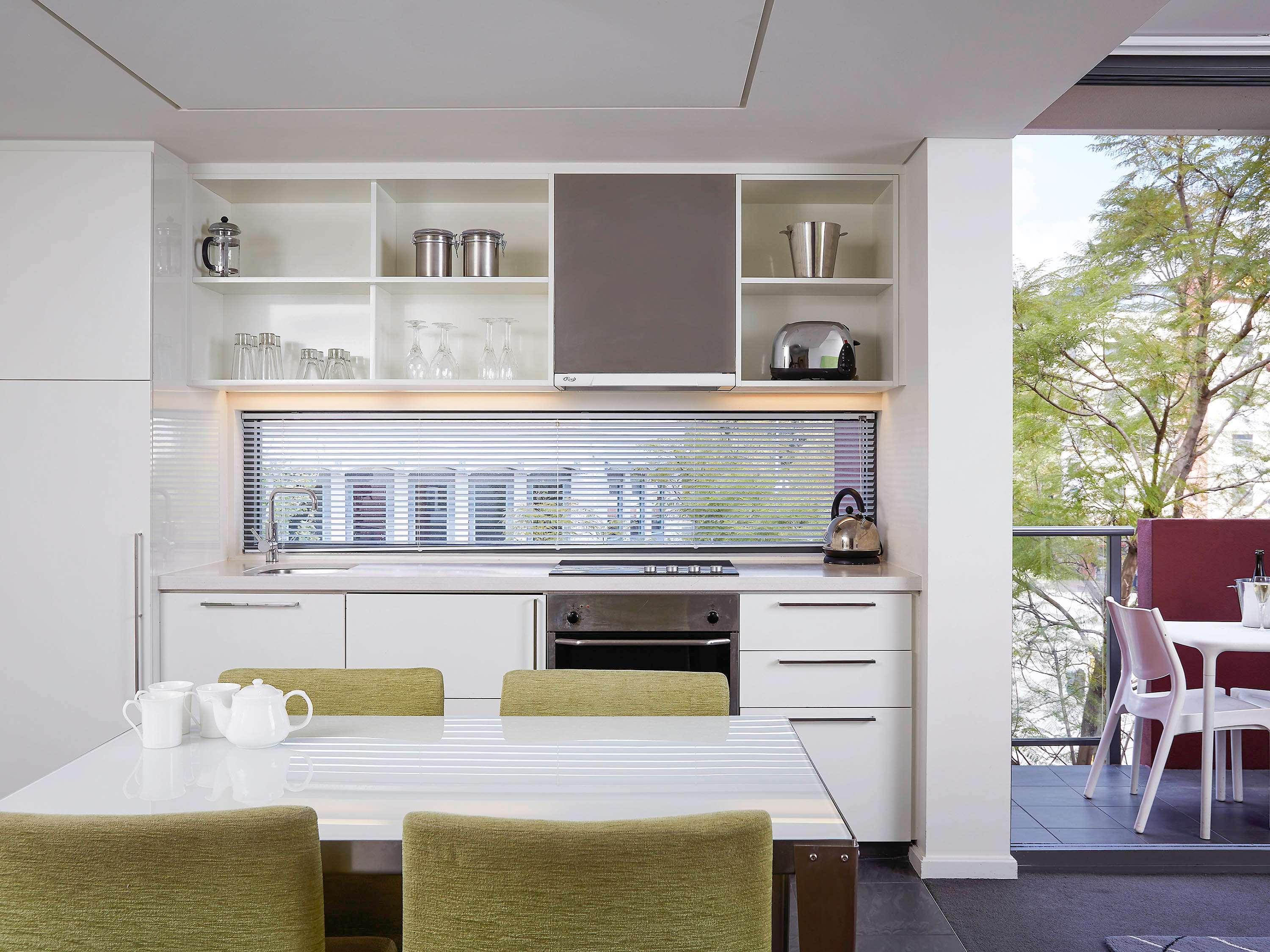 East Perth Suites Hotel ภายนอก รูปภาพ