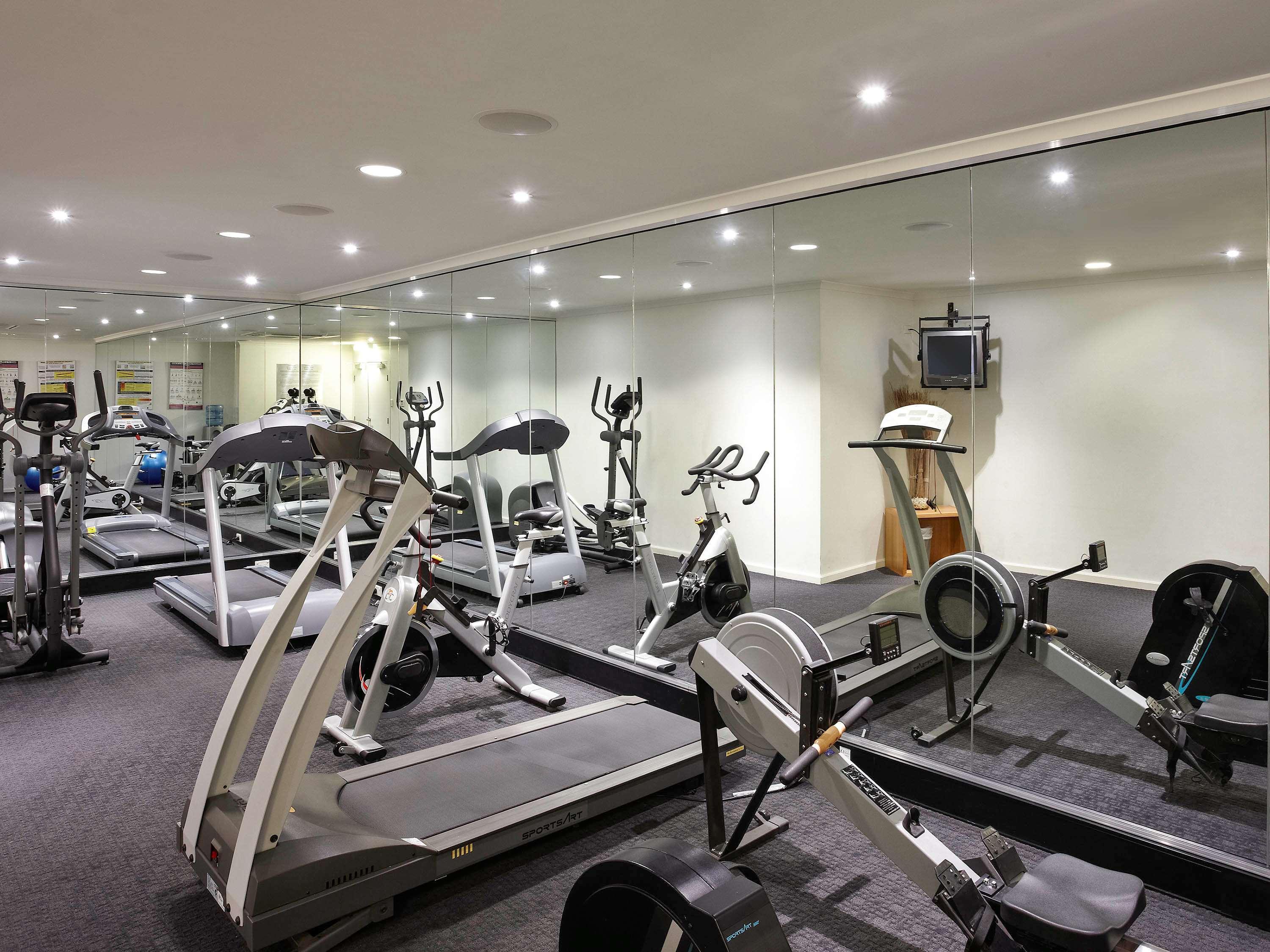 East Perth Suites Hotel ภายนอก รูปภาพ