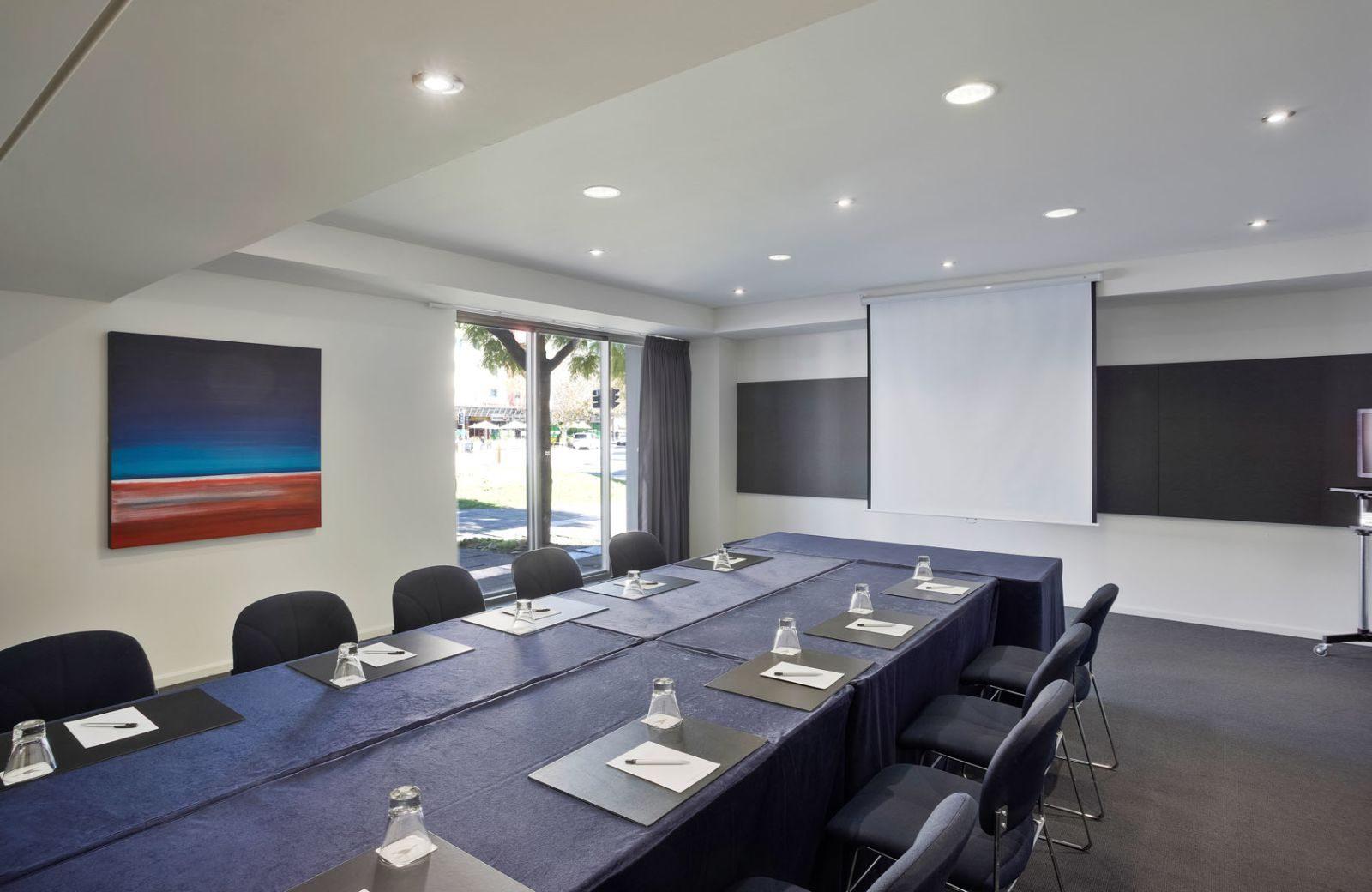 East Perth Suites Hotel ภายนอก รูปภาพ
