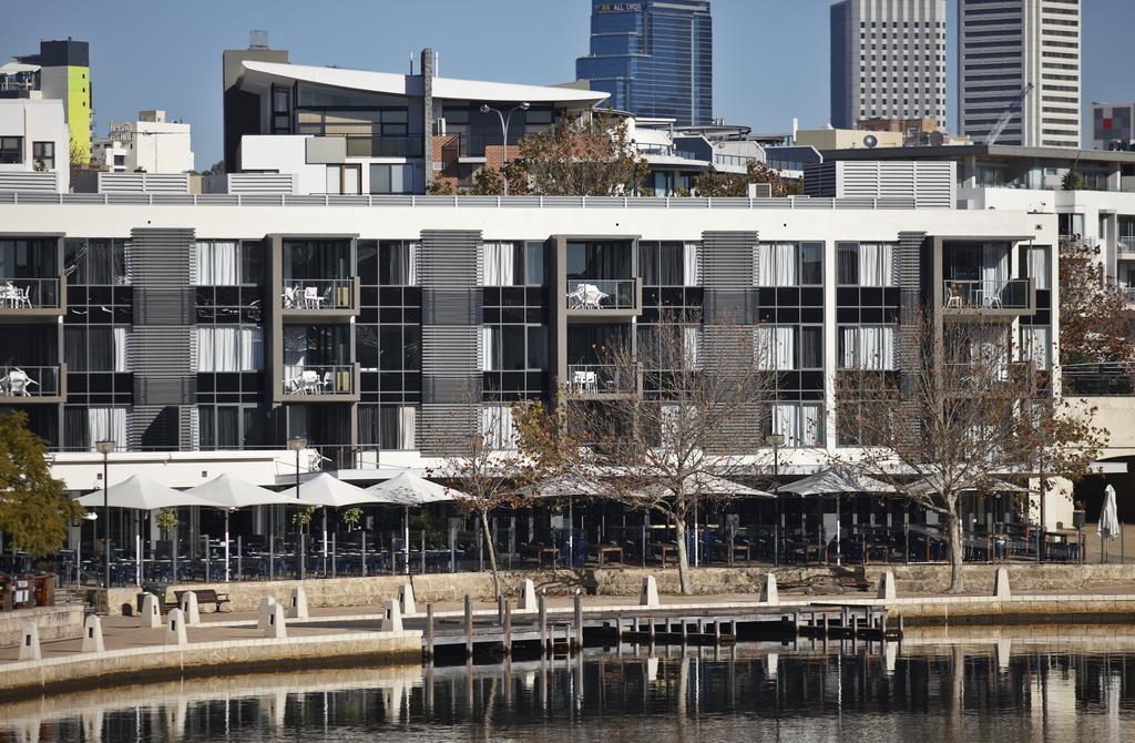 East Perth Suites Hotel ภายนอก รูปภาพ