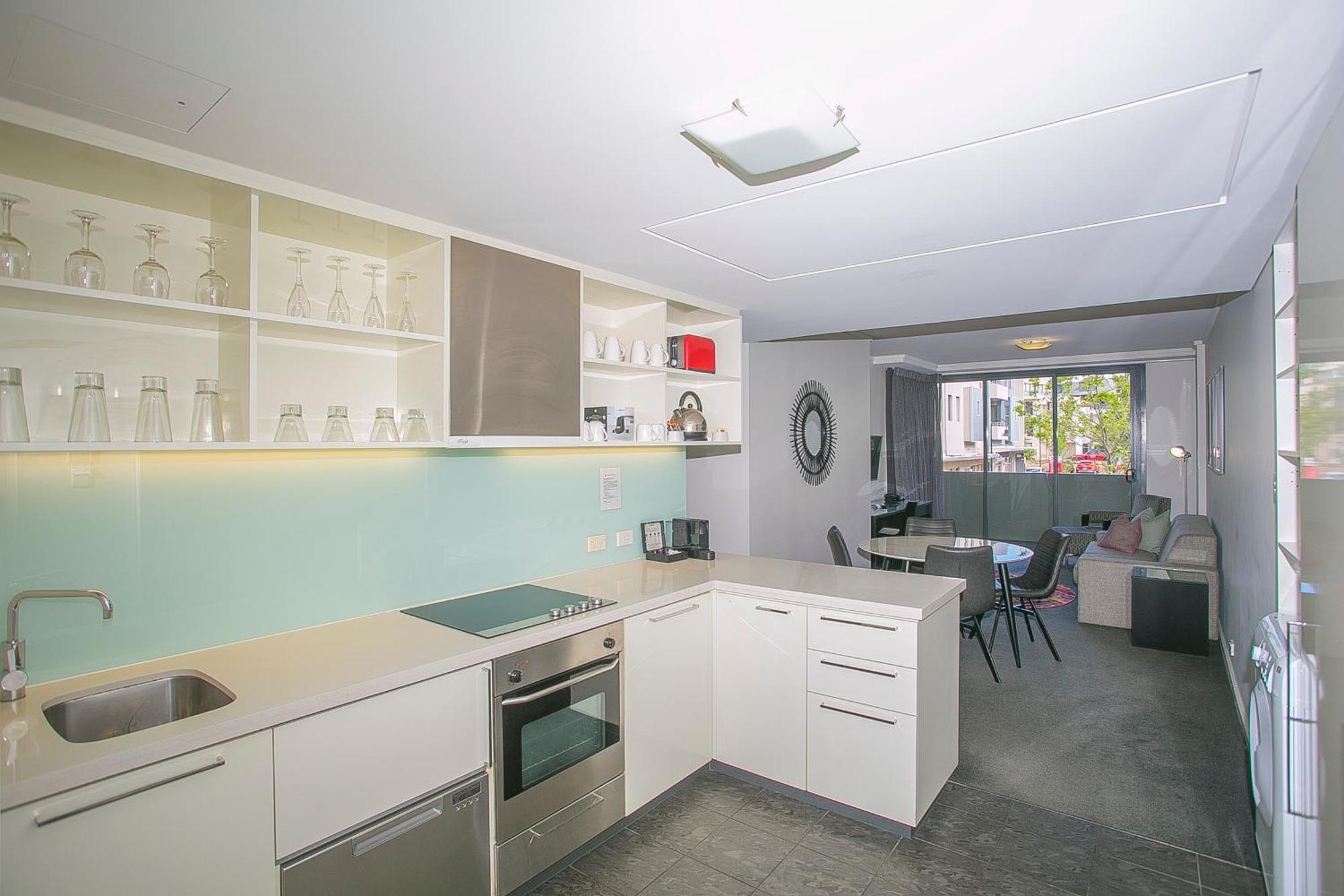 East Perth Suites Hotel ภายนอก รูปภาพ