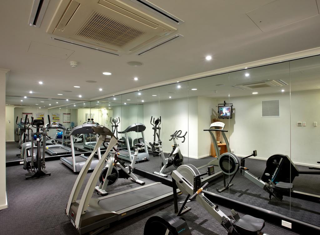 East Perth Suites Hotel ภายนอก รูปภาพ